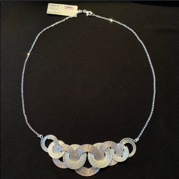 Jewelry - Sterling Silver Necklace 925 Italy 18” joined coiled circles rings NWT NEW
